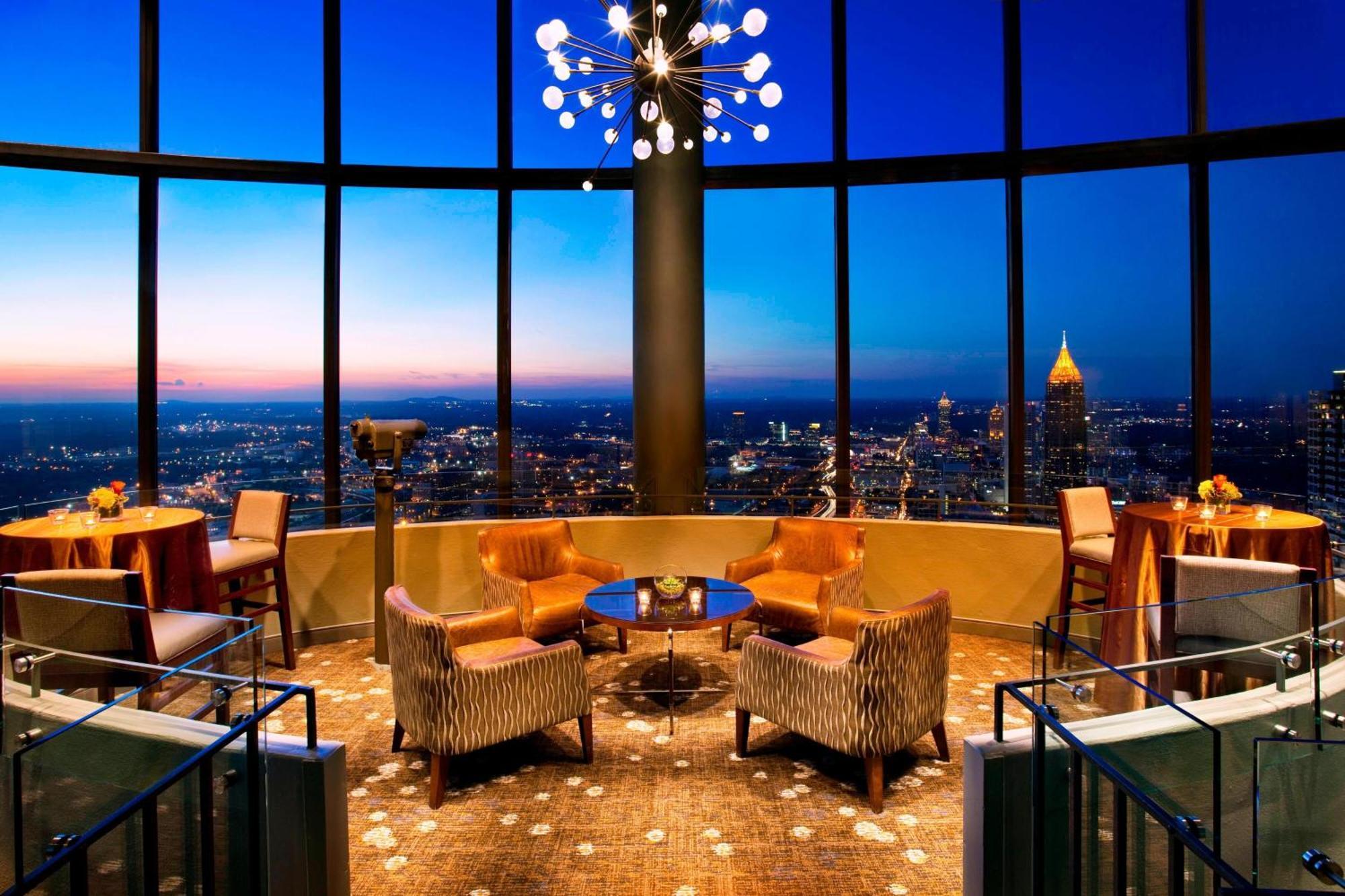 The Westin Peachtree Plaza, 4* Atlanta