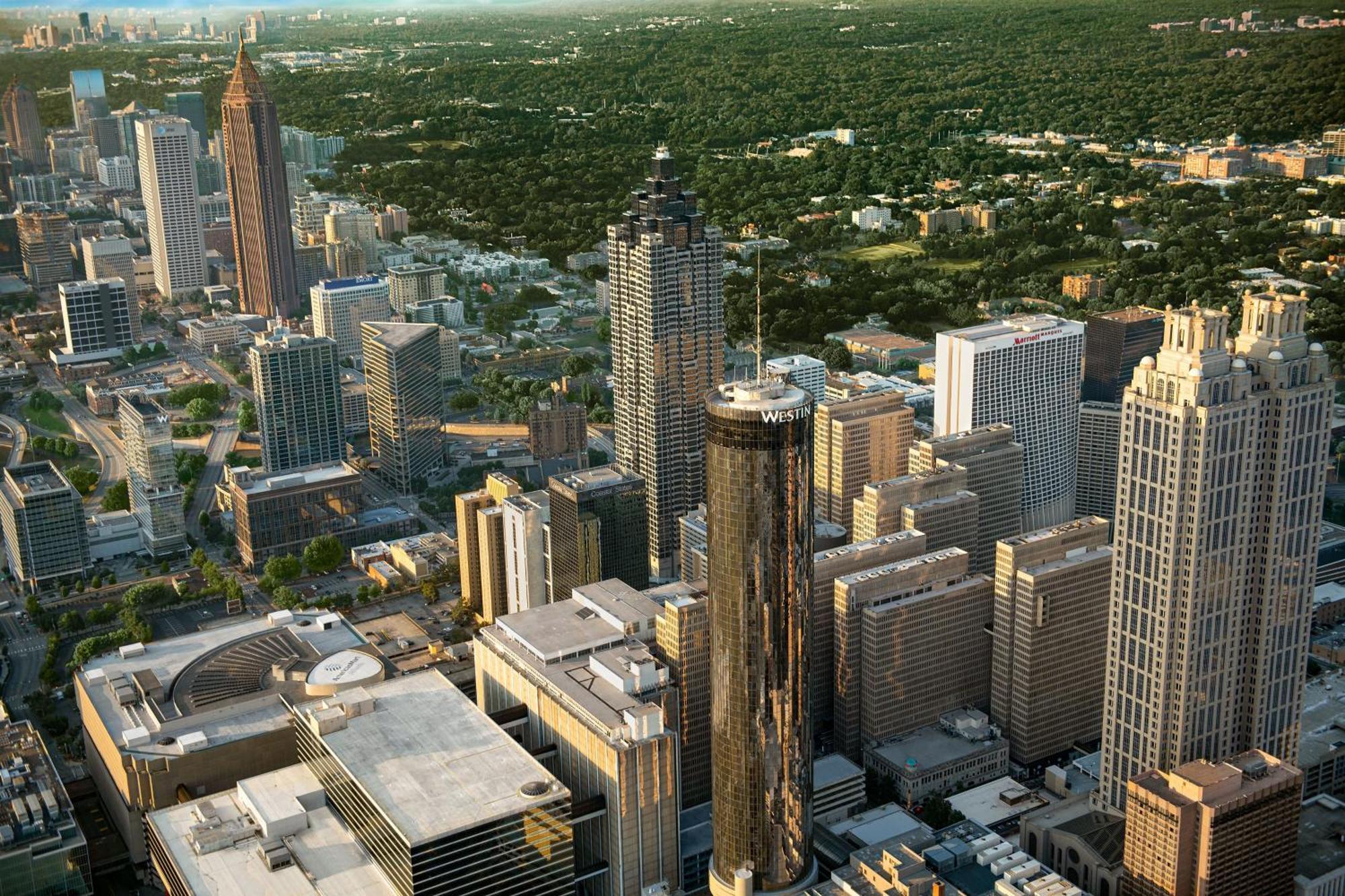 The Westin Peachtree Plaza, 4* Atlanta